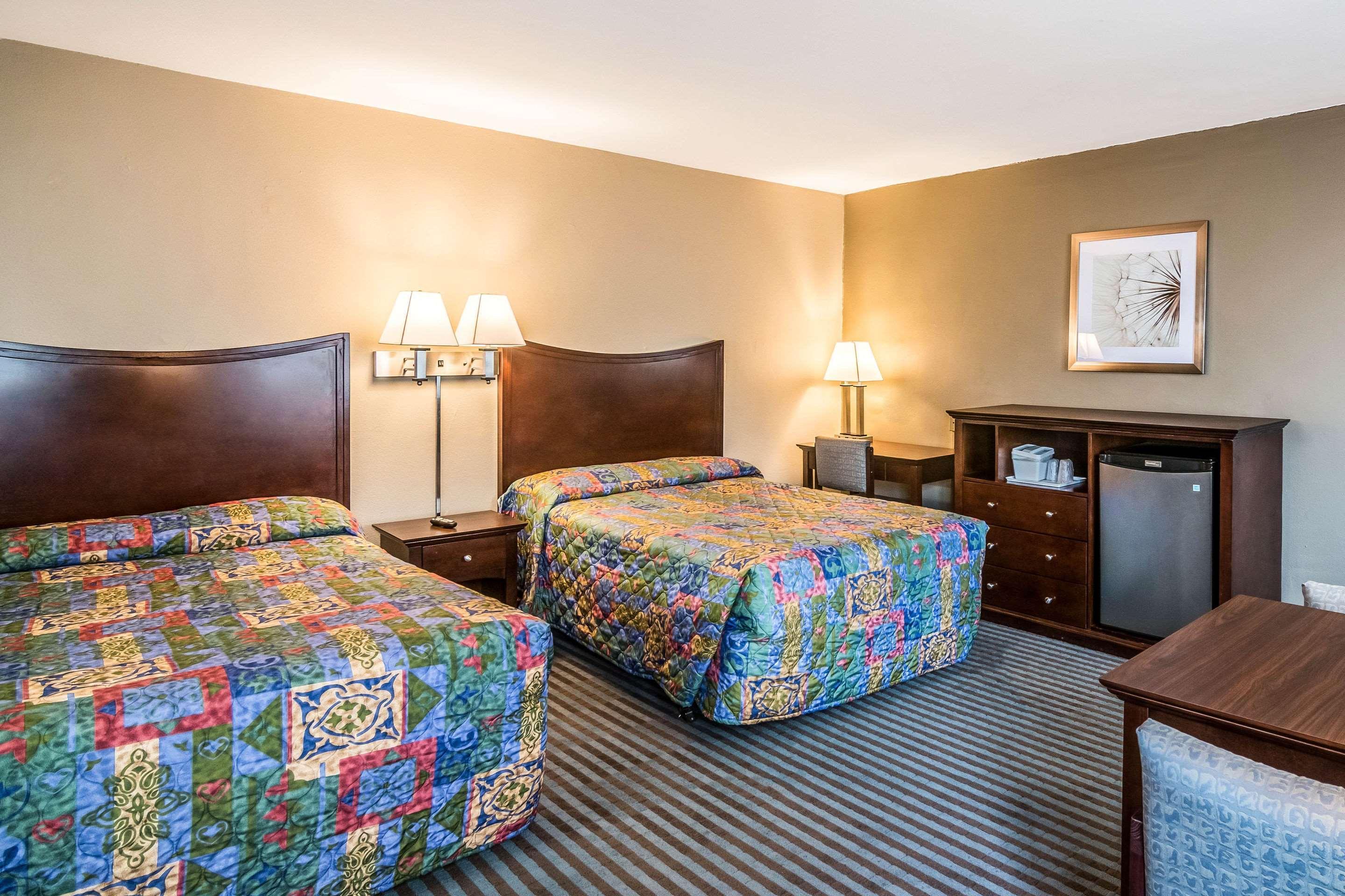 Rodeway Inn Regalodge Глендейл Экстерьер фото